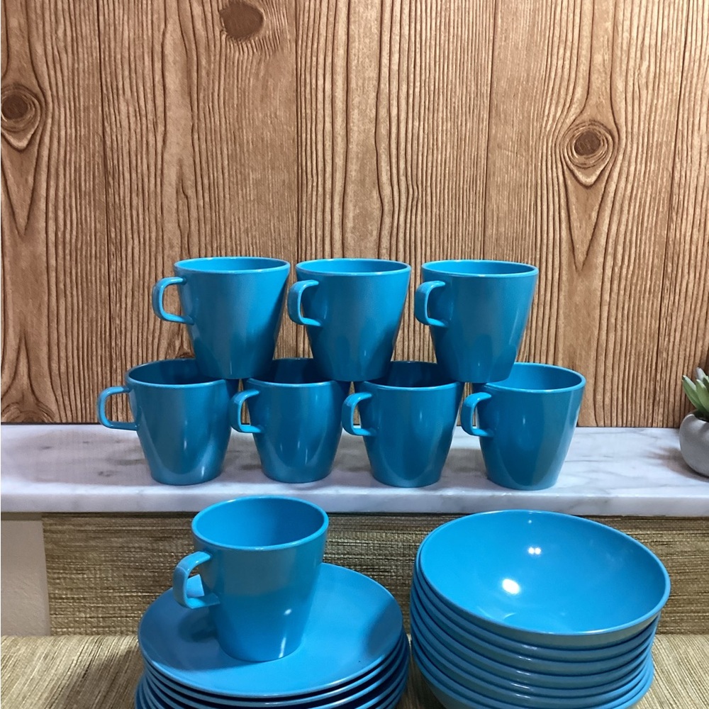 Vintage Melamine Vibrant Blue Dinnerware Set Bowls Dessert
Plates, Mugs
